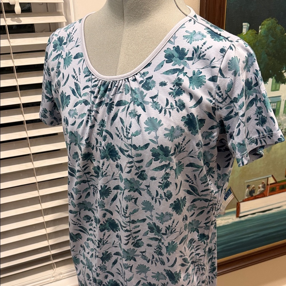 L.L. Bean 100% cotton Floral Women's nightgown short
